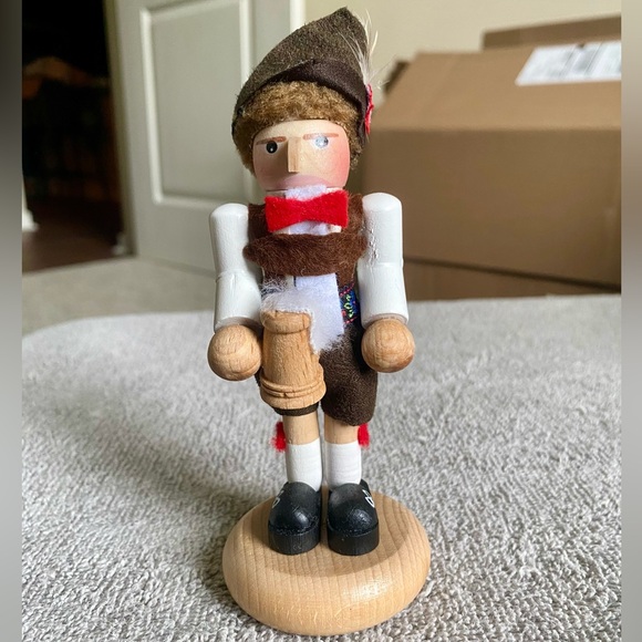 Vintage Mini Steinbach Bavarian Nutcracker - Picture 2 of 2